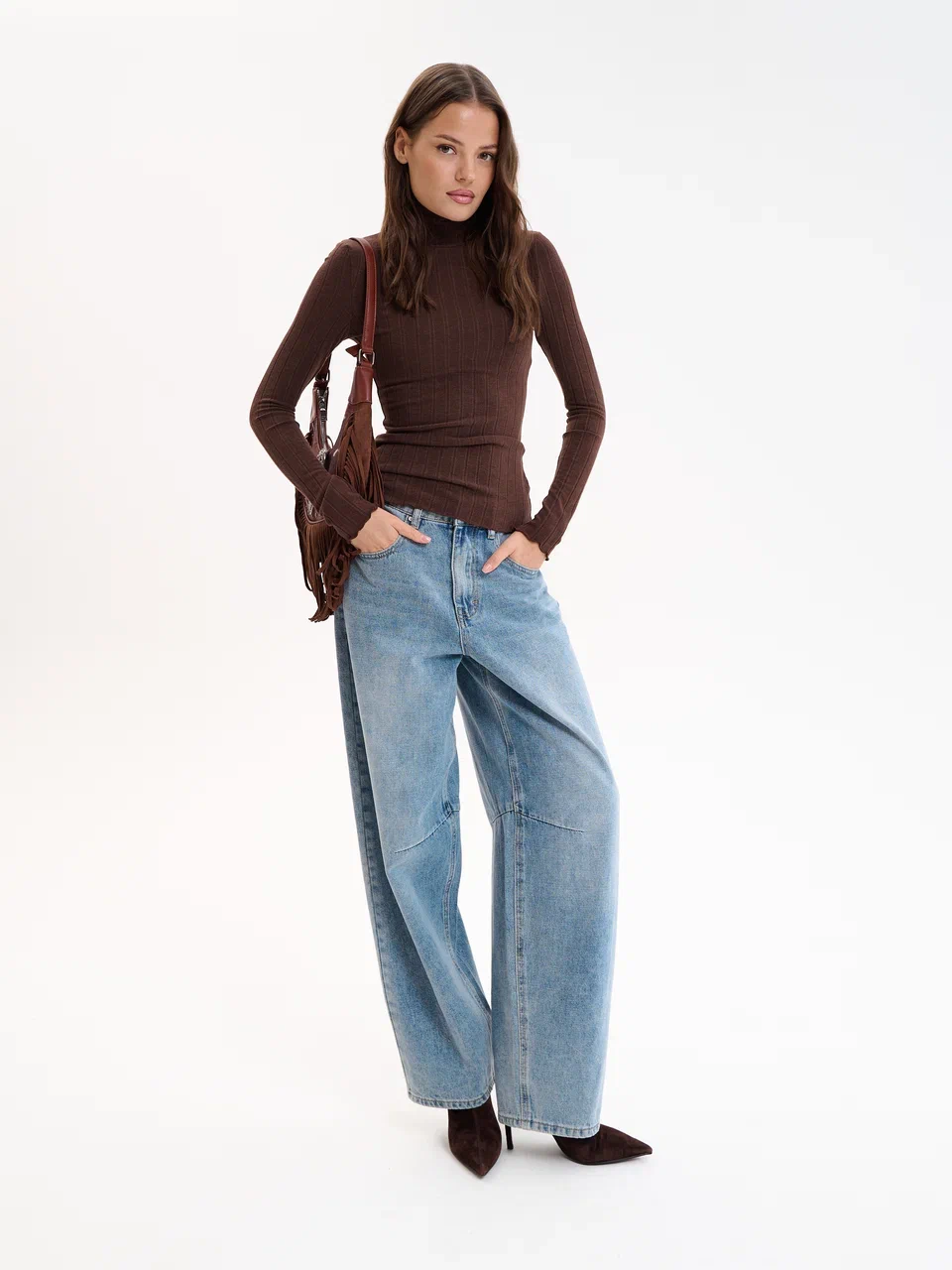 Джинсы свободного кроя