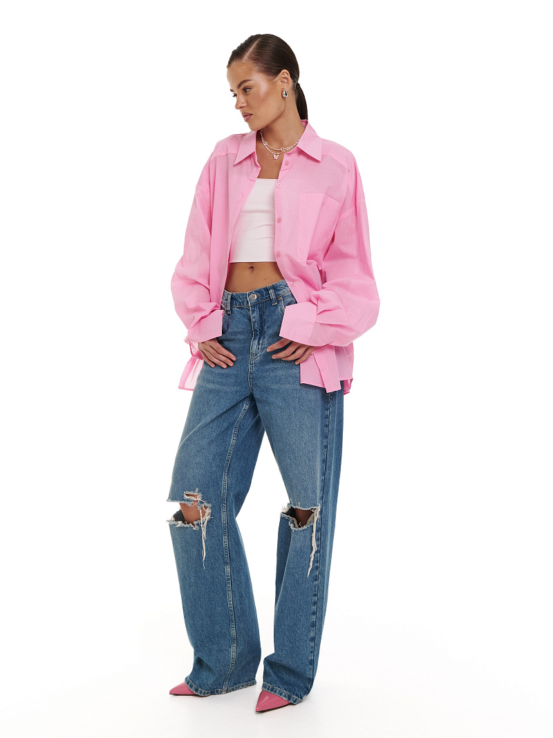 Джинсы с эффектными декоративными потёртостями